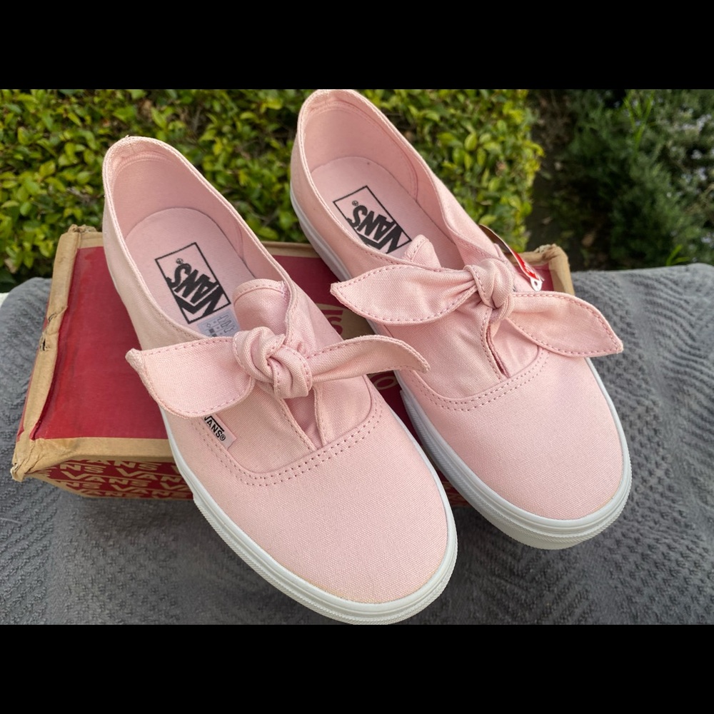 Pink Vans with bow